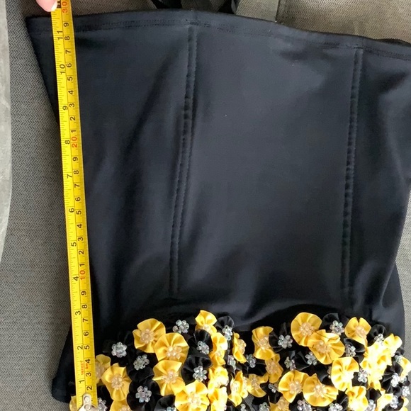 Beaded Fancy Yellow & Black Underwire Top - Picture 8 of 8